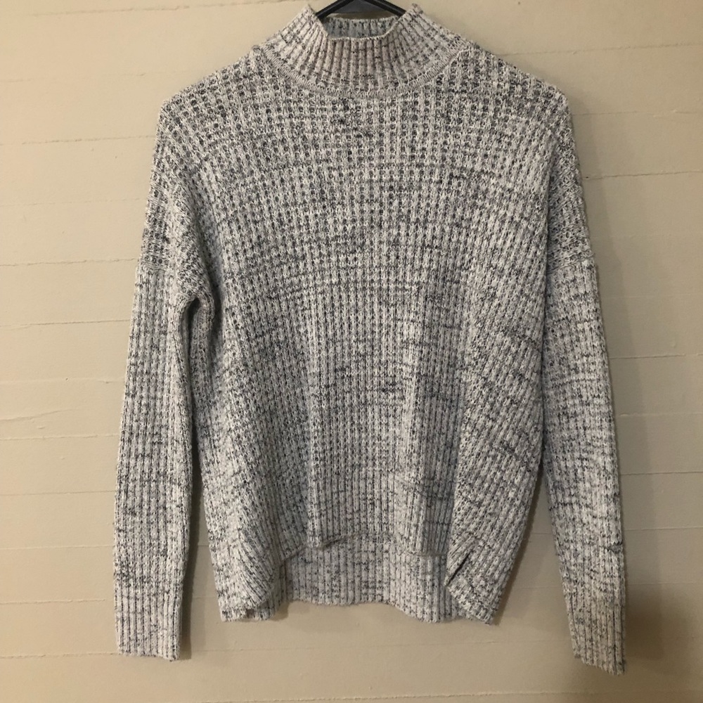Urban Outfitters Gray Turtleneck Sweater